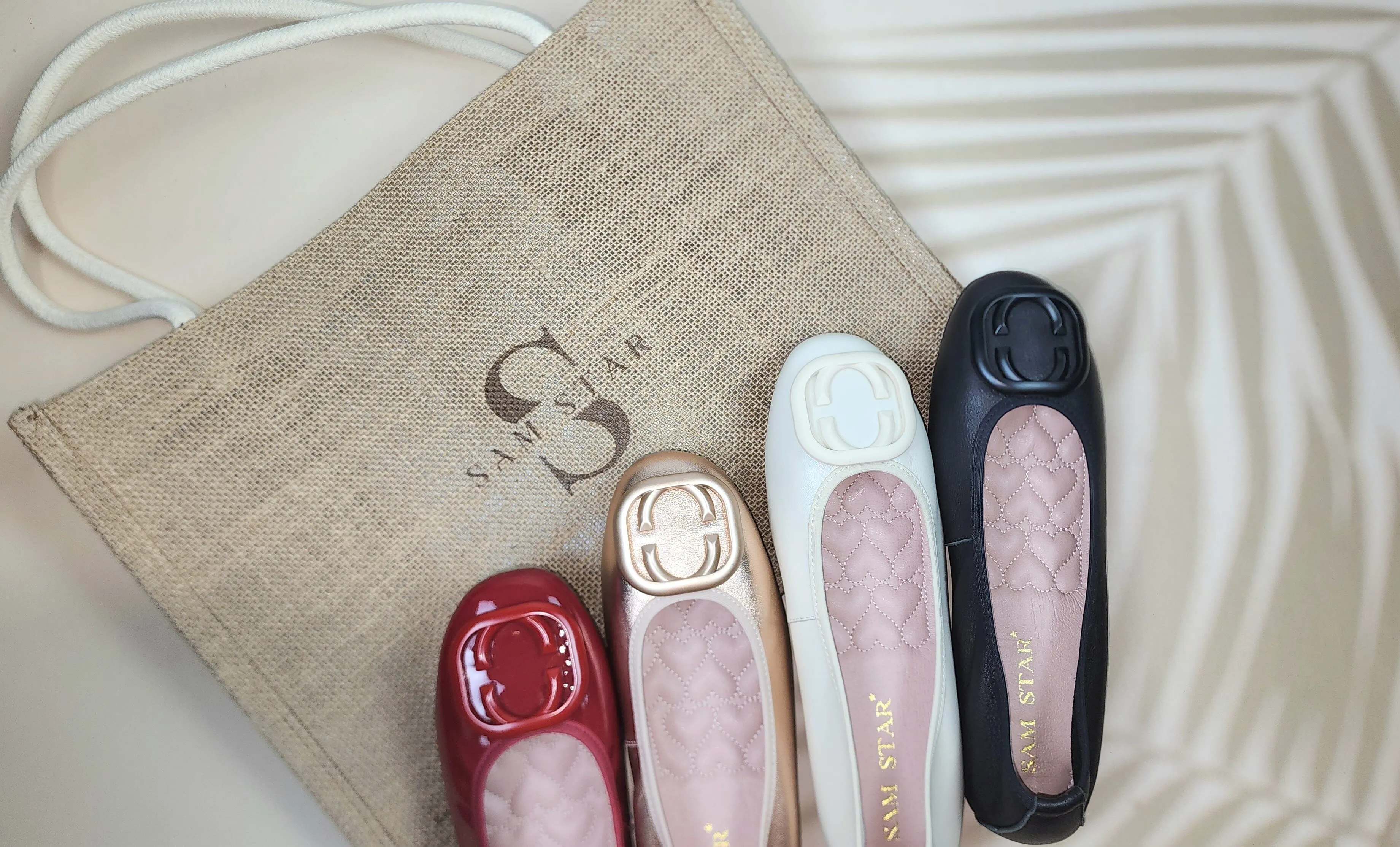 17W01 Leather buckle pumps with extra cushions (SALE)