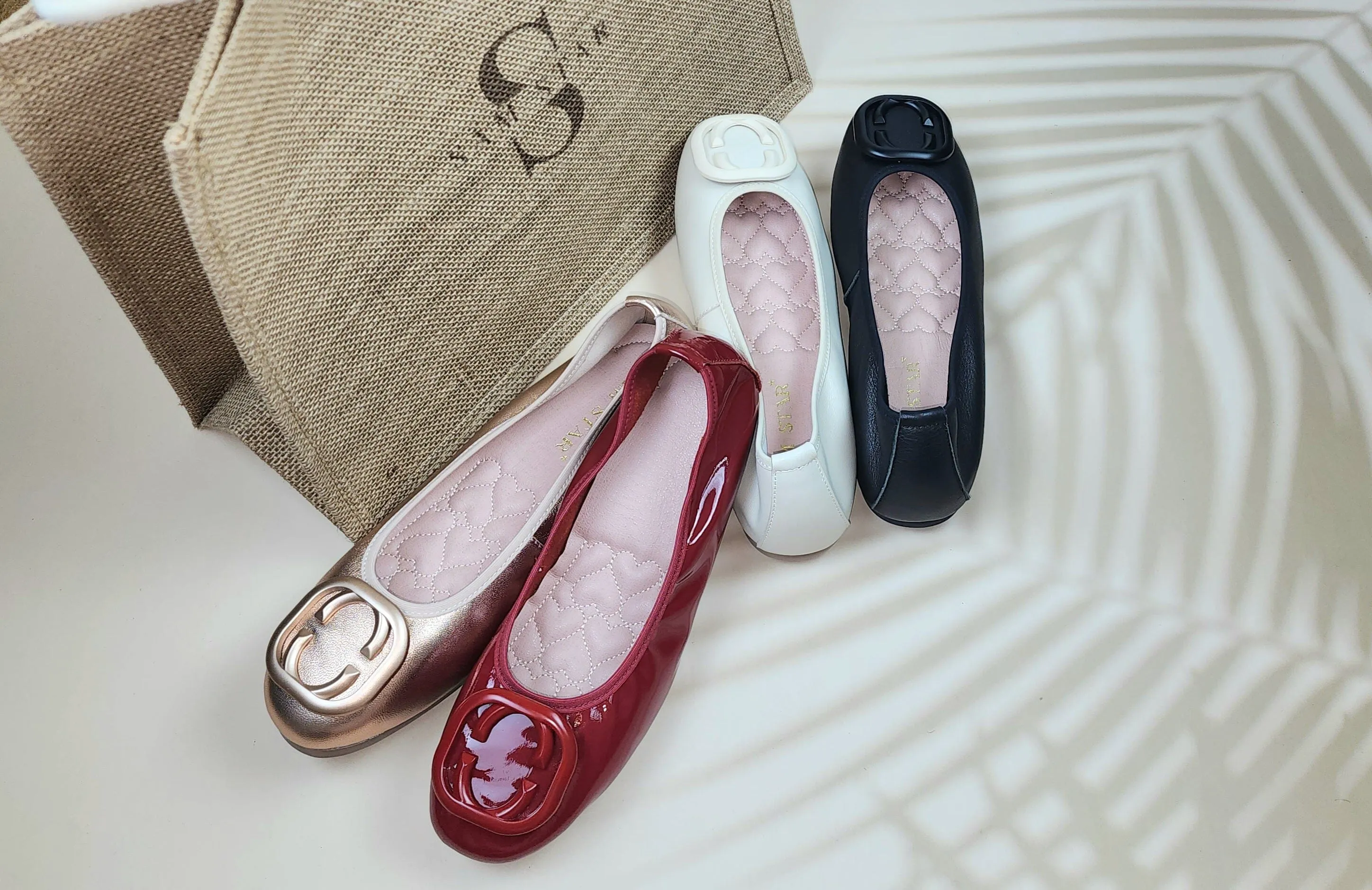17W01 Leather buckle pumps with extra cushions (SALE)