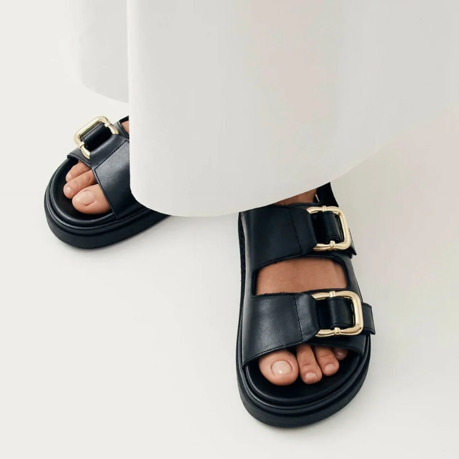 Alohas Harper Leather Chunky Buckle Sandals (W11) - (W11.5)