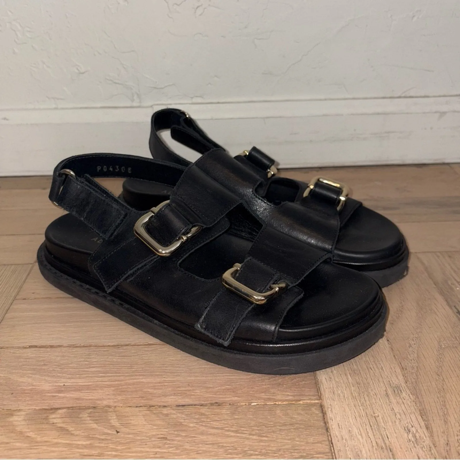 Alohas Harper Leather Chunky Buckle Sandals (W11) - (W11.5)