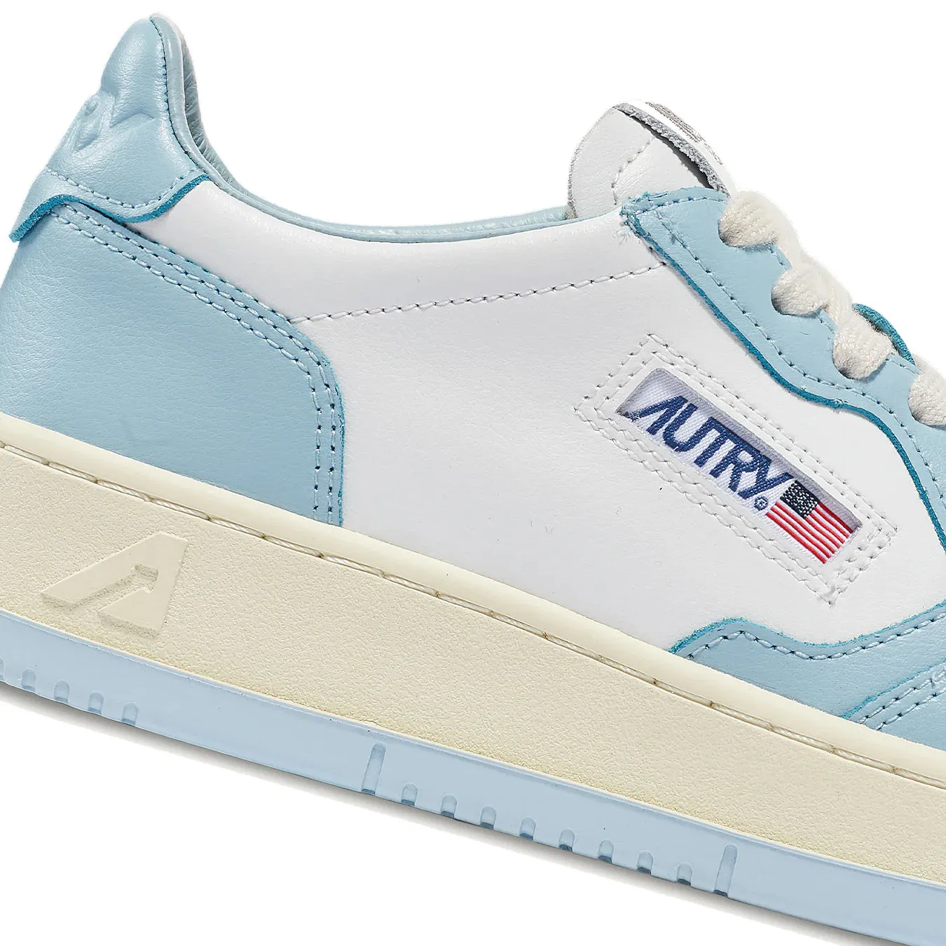 Autry Womens Medalist Low Trainer Leather / Leather - White /Blue