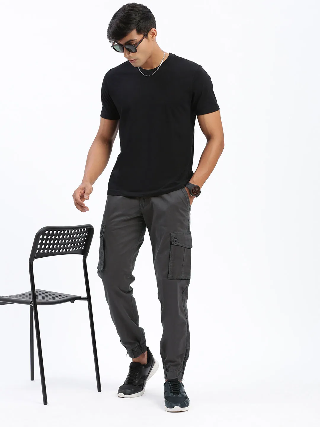 Men Charcoal Comfort Slim Fit Low-Rise Joggers Trousers