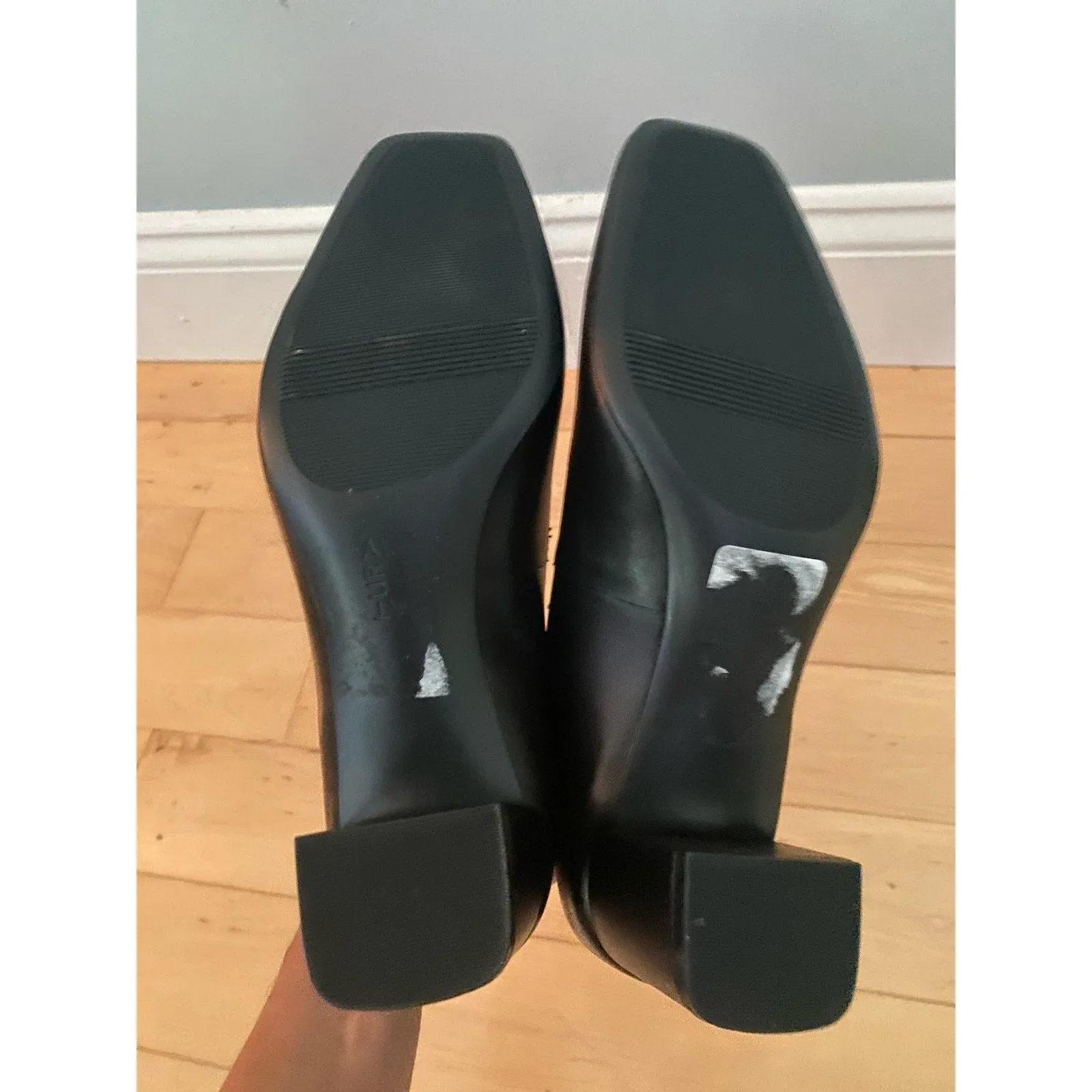 Naturalizer Karina Black Leather Pumps Size 7.5