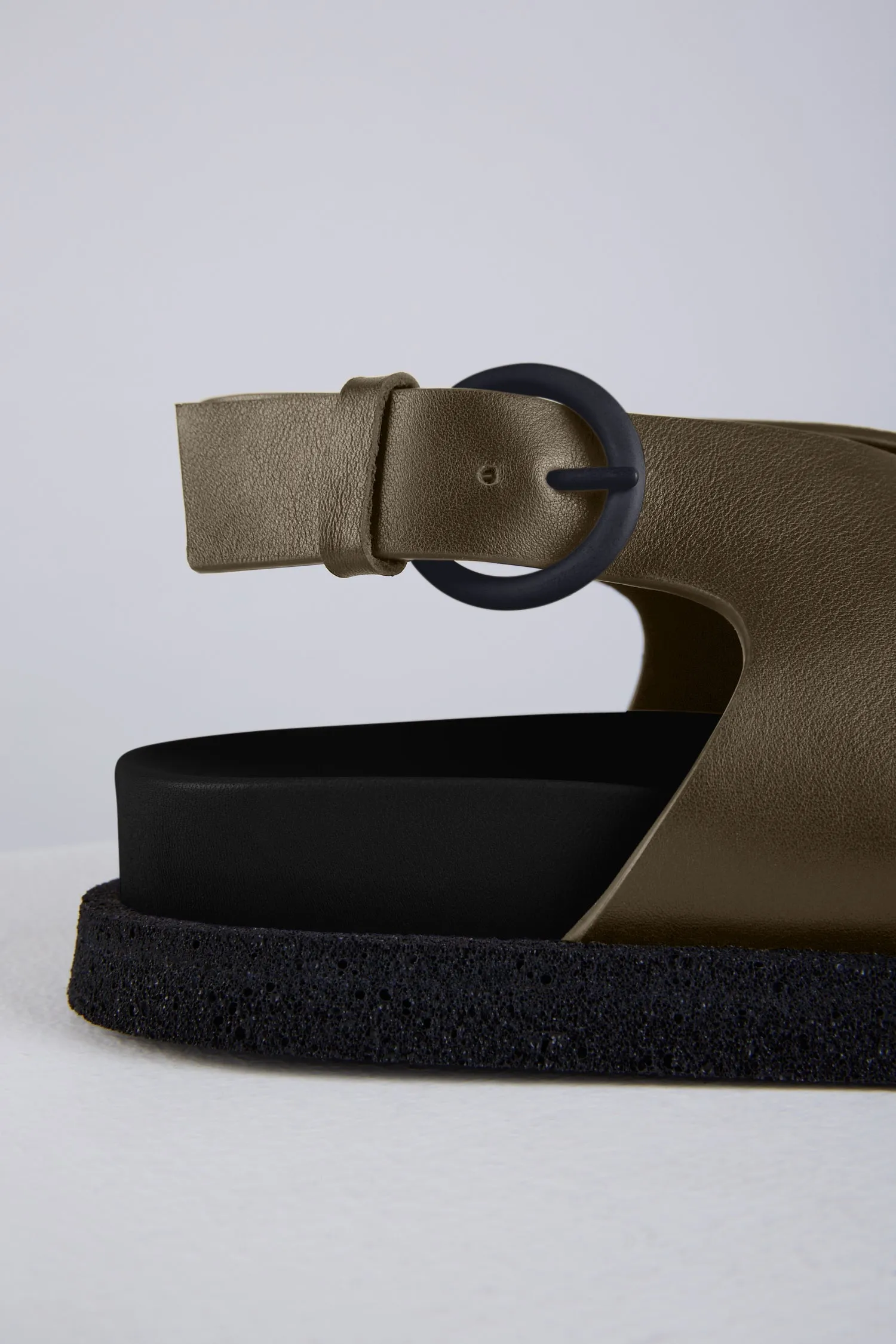 Nervi Fussbett Slingbacks in Verde